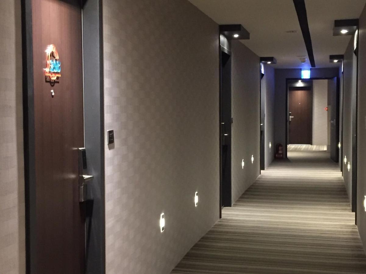 Fengjia Hotel Bell Taichung Bagian luar foto