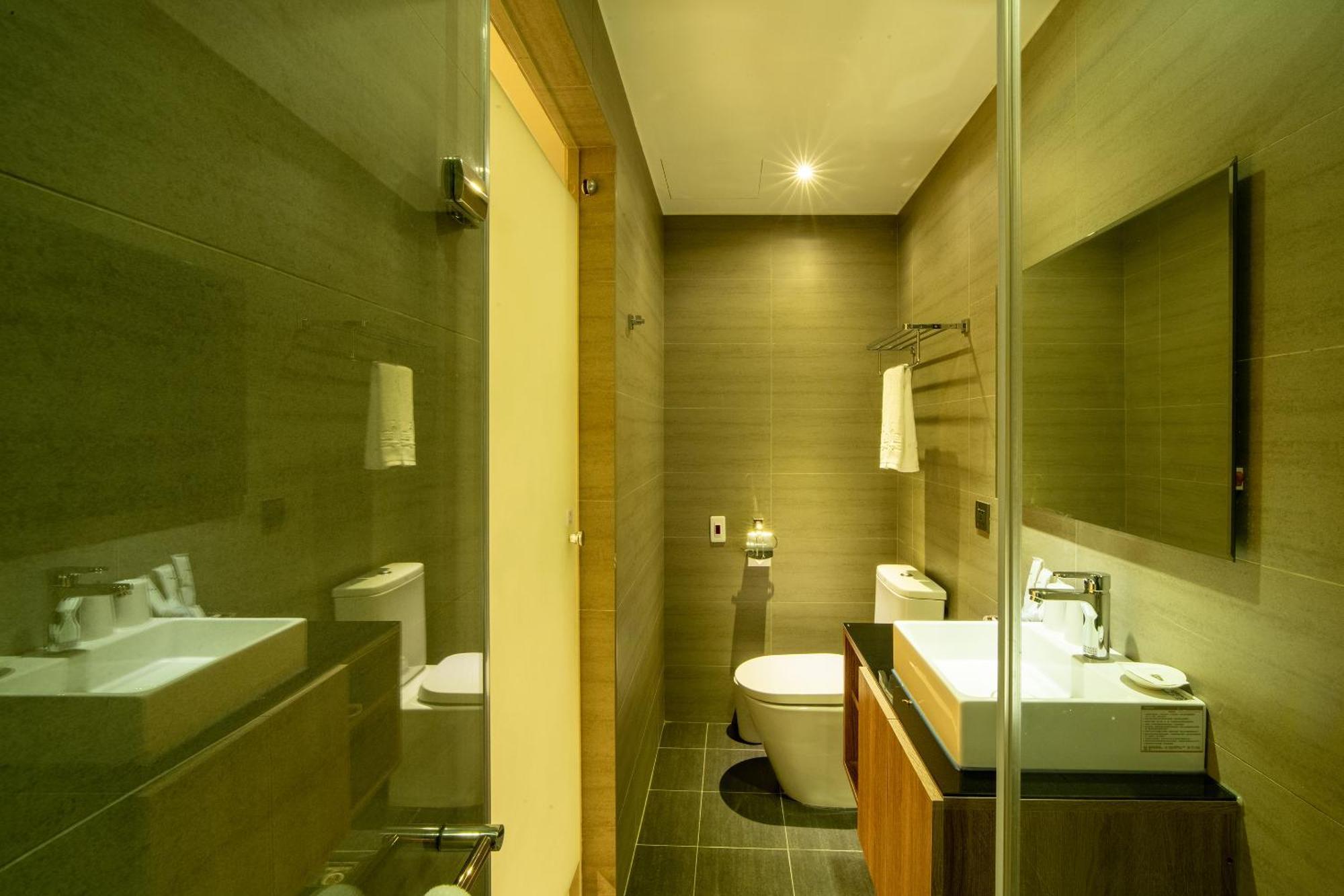 Fengjia Hotel Bell Taichung Bagian luar foto